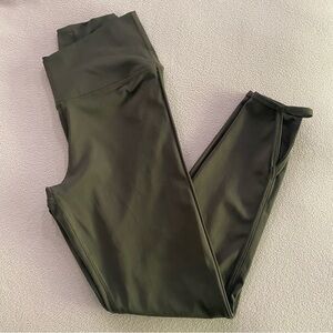 Nike YOGA Leggings.